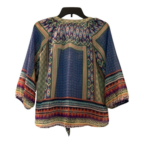 Figueroa +Flowers boho top , multicolored geometrics, full sleeves, buttons - Picture 2 of 6